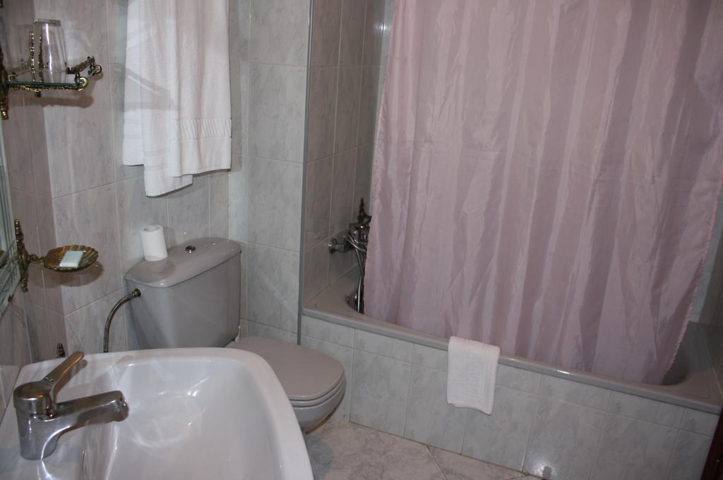 Hotel Cristaleiro Гондомар Номер фото